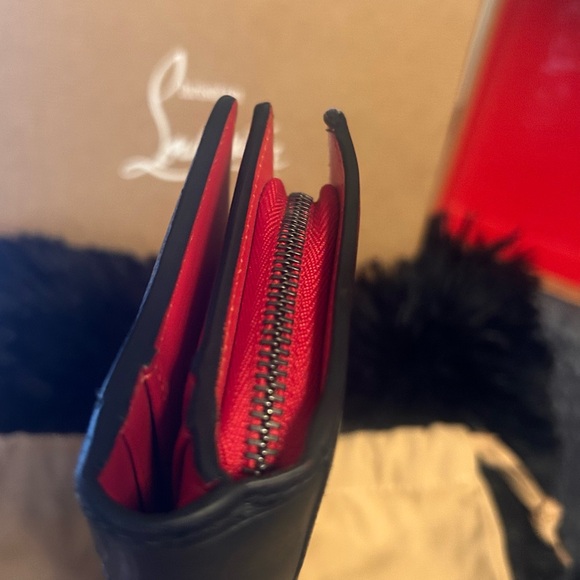 Christian Louboutin Paloma Calfskin Black/Red Long Wallet - Picture 7 of 16